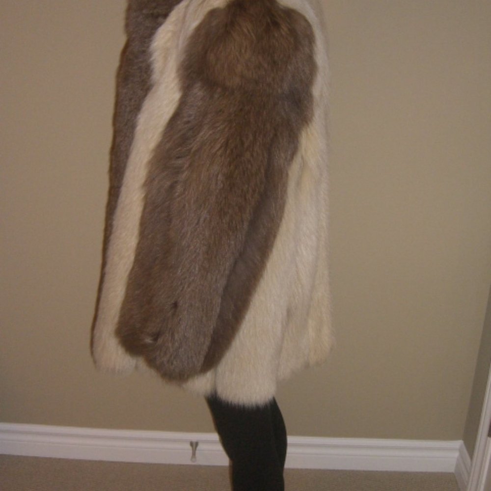 Fox Jacket - Picture 3 of 9